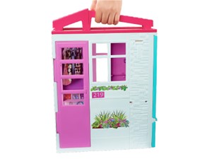 Amazon.co.jp: バービー(Barbie) かわいいピンクのプールハウス