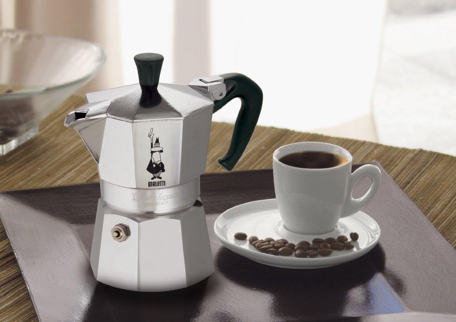 Bialetti Moka Express, Caffettiera in Alluminio da 3 tazze Amazon.it