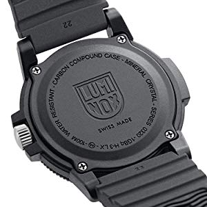 ♥️ 動作品 LUMINOX 320 SWISS 100M ブラック腕時計 楽天市場】スイス製LUMINOX【ルミノックス】NAVY SEAL 0320