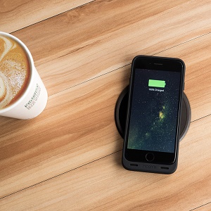 Amazon.com: mophie Juice Pack Wireless & Charging Base for iPhone