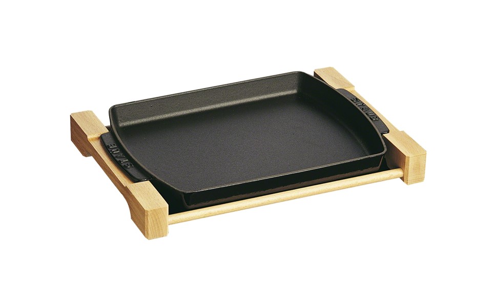 staub ストウブ ローストディッシュ 鉄板 ホーロー オーブン Amazon｜staub ストウブ 「 ローストディッシュ24cm 」 鉄板