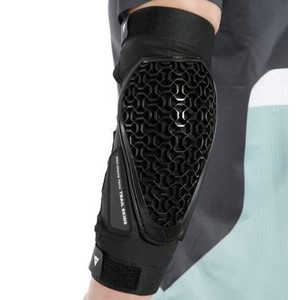 DAINESE(ダイネーゼ) プロテクターショーツ ヒップガード PRO-ARMOR 2 HIPS TYPE B - ダイネーゼジャパン | Dainese Japan