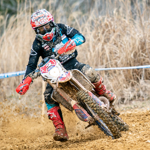 Amazon.co.jp: アイアールシー GX20 140/80-18 70R WT(チューブ