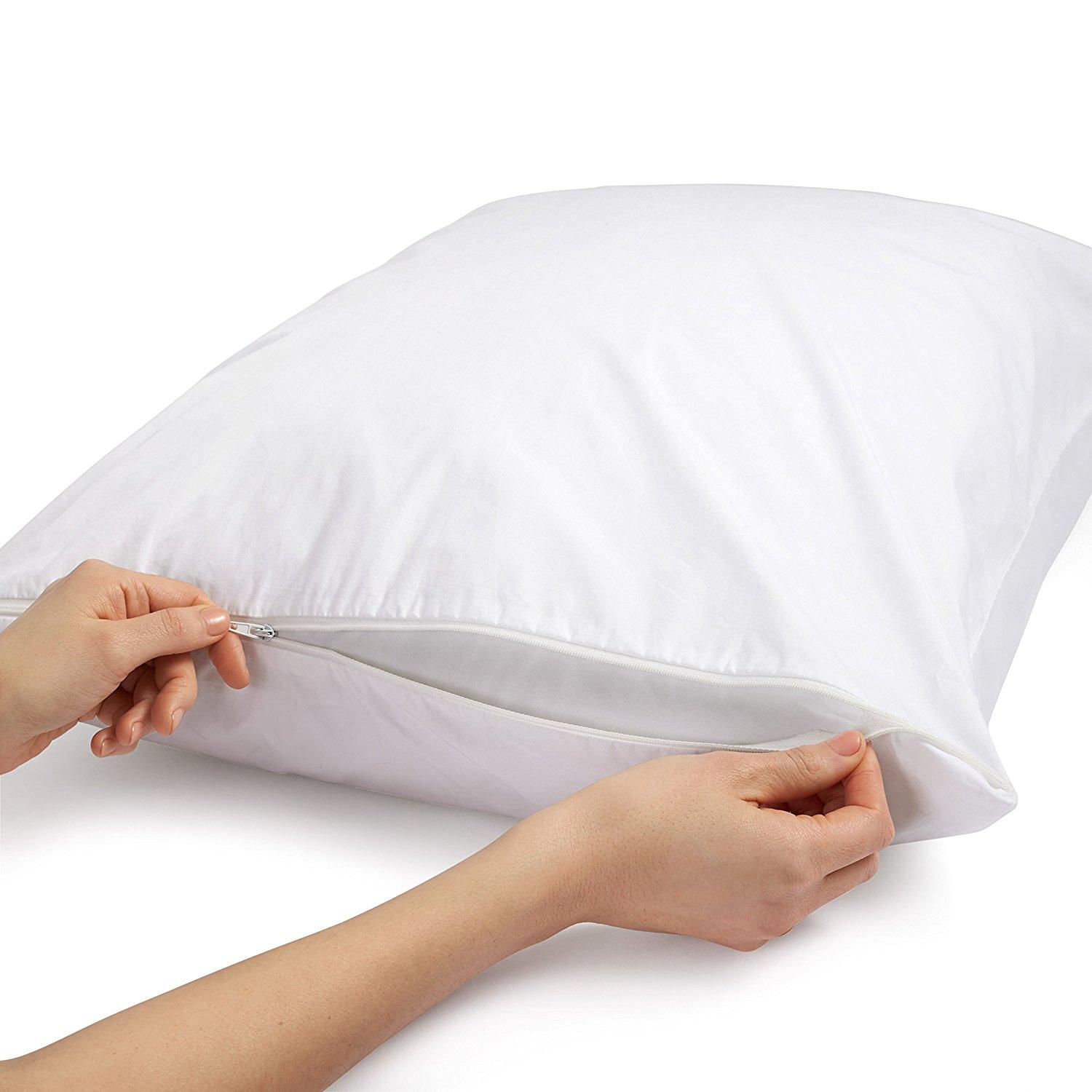 AmazonBasics PillowProtecting Cover Hypoallergenic, Dust Mite