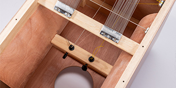 SAKAE OSAKA HERITAGE CAJ-100W カホン SAKAE OSAKA HERITAGE CAJ-100W｜ミュージックランドKEY