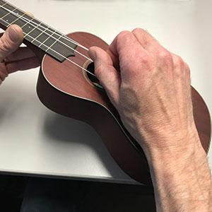 Amazon.com: Diamond Head, 4-String Ukulele, Banana Yellow