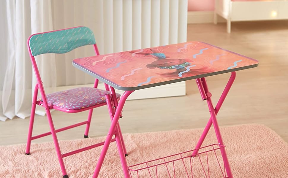 Idea Nuova DreamWorks Trolls 2 Piece Foldable Activity Desk