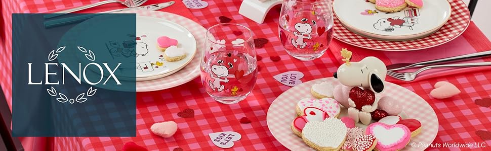 Amazon.com: Lenox 897217 Snoopy Valentines Day Accent Plates