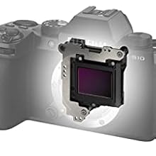 Amazon Canada: FUJIFILM X-S10 Mirrorless Digital Camera with