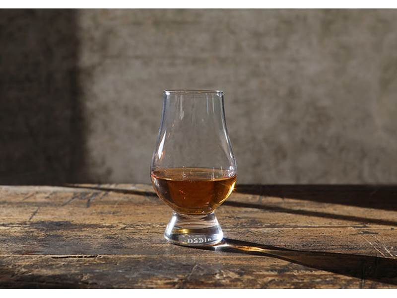 キリン　キリンウイスキー　キリンウィスキー　ウイスキー　ウィスキー　富士山麓　富士山　国産　ハイボール　ロック