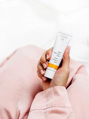 Amazon.co.jp: Dr. Hauschka(ドクターハウシュカ)ローズ デイ