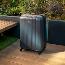 33 L 4 Wheel Spinner 55 Cm Antler Suitcase Aire Charcoal