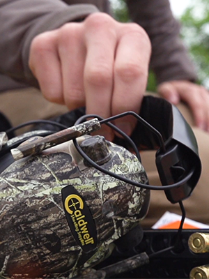 noise cancel cancellation cancelling amplify amplification amplifying device solution solutions