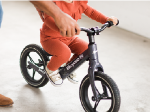 joovy Bicycoo BMX バランスバイク Bicycoo Mg Lightweight Eco- Friendly Training Balance Bike