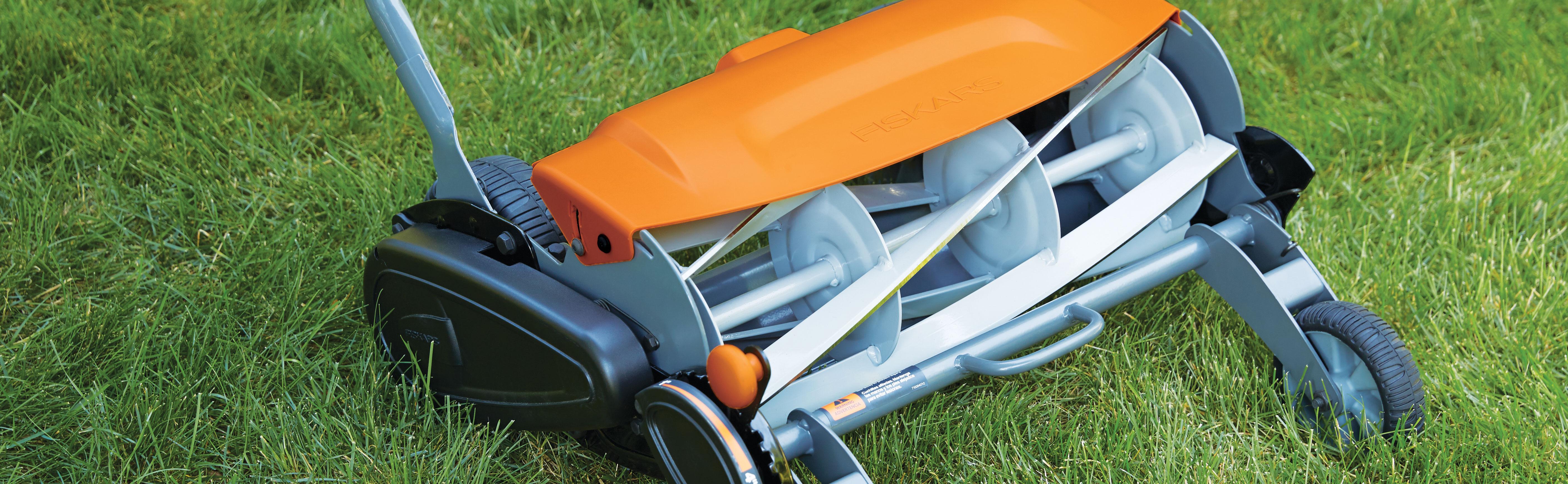 Fiskars StaySharp Max Reel Mower Amazon.ca Patio, Lawn & Garden