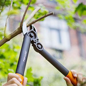 Fiskars PowerGear Loppers - 1.25" Cuts -17 Fiskars PowerGear Loppers - 1.25" Cuts -17