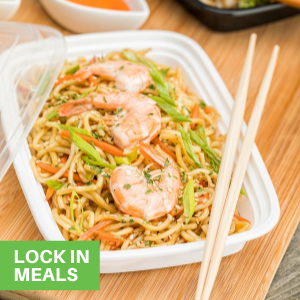 These plastic take out containers are sold with coordinating lids to easily store meals.