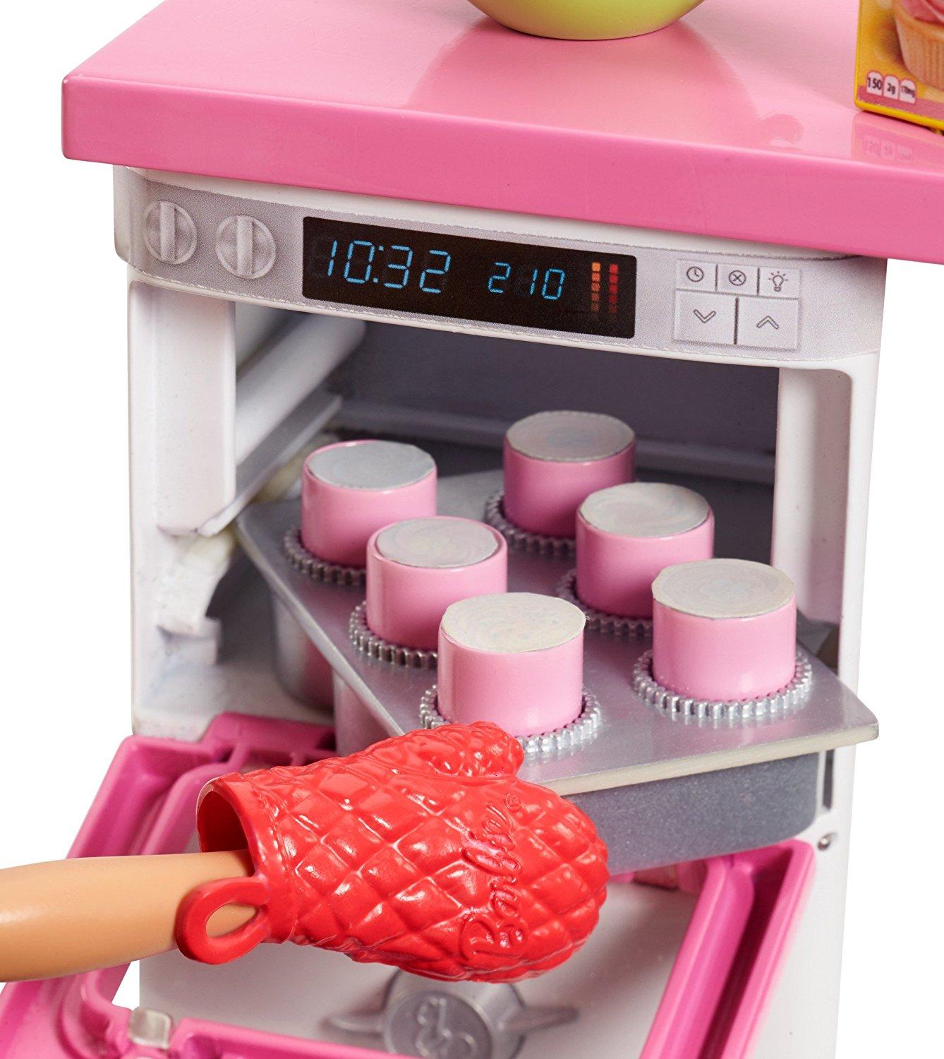 Barbie Bakery Chef Doll and Playset, Playsets Amazon Canada