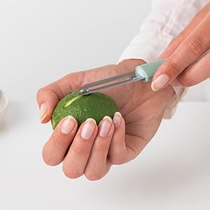 food peelers; lime peeler; carrot peeler; steel blade peeler; brabantia peelers