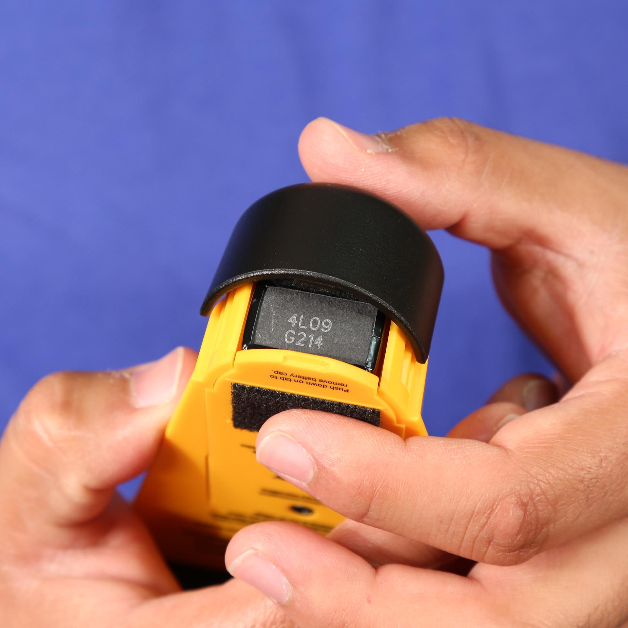 Zircon StudSensor 40 Edge Finding Stud Sensor with Live AC WireWarning