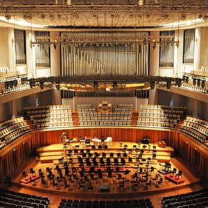 KLARK TEKNIK – inspirowana technologią