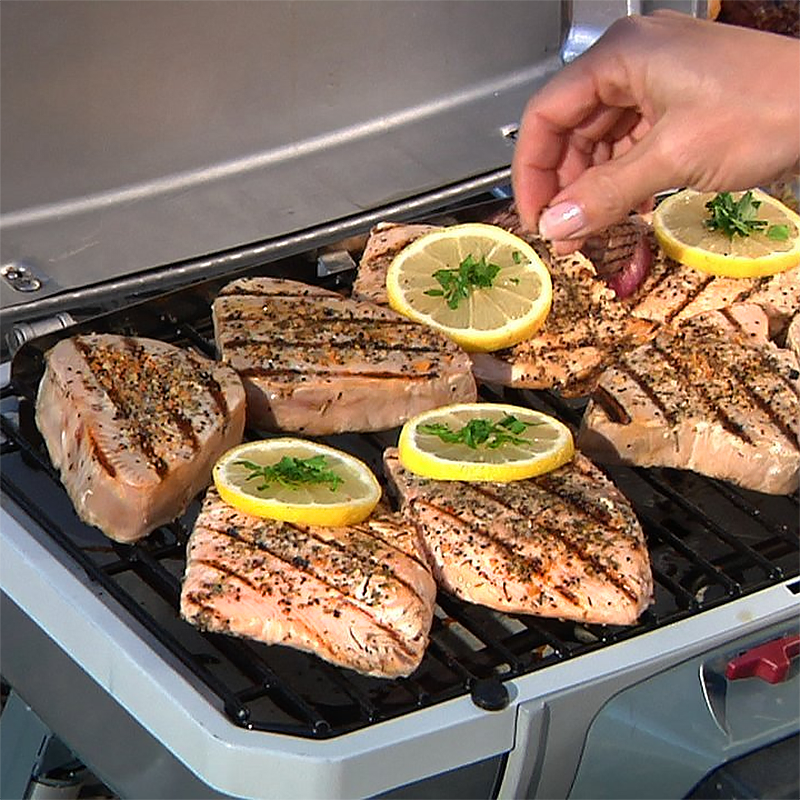 Cuisinart CEG980T Outdoor Electric Tabletop Grill Garden