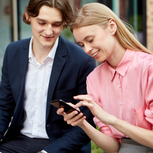 ■ 最大読出速度100MB/s