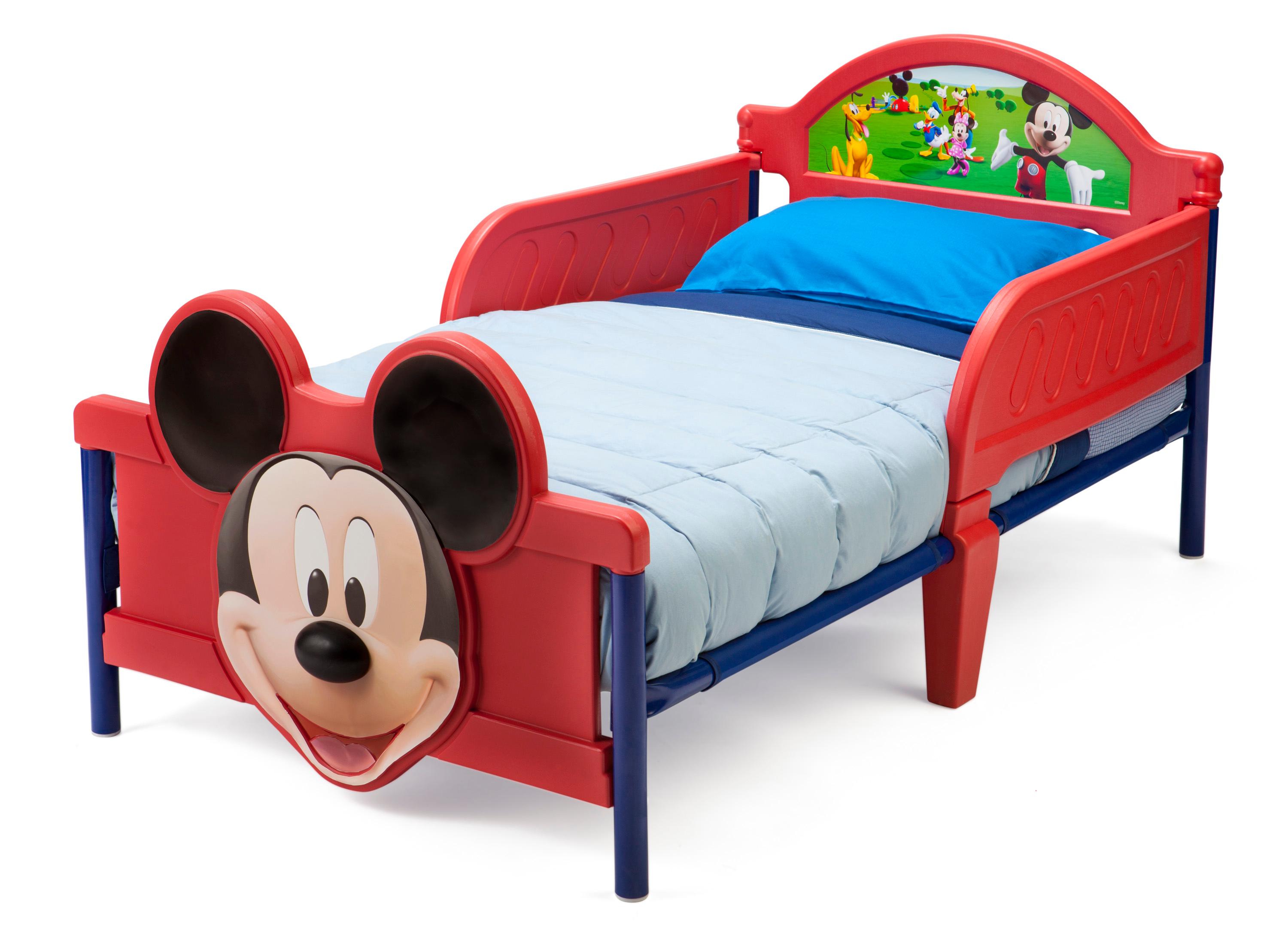 Disney Mickey Mouse 3D Footboard Toddler Bed with Bedguard Amazon.co