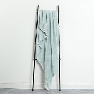 blanket throw,honeycomb material,honeycomb blanket,waffle material,woven blanket,popcorn weave