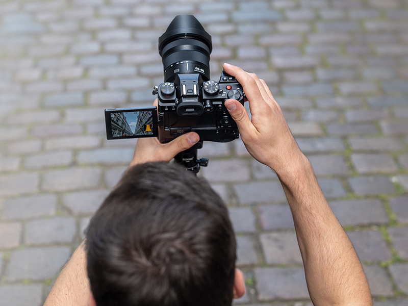 Large manufacture image 4