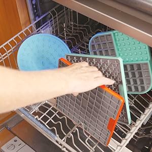 dishwasher safe pet bowl, lickimat, lickimat deluxe, treat mat, dog treat mats, cat treat mat, 