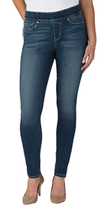 Totally Shaping Pull-On Skinny