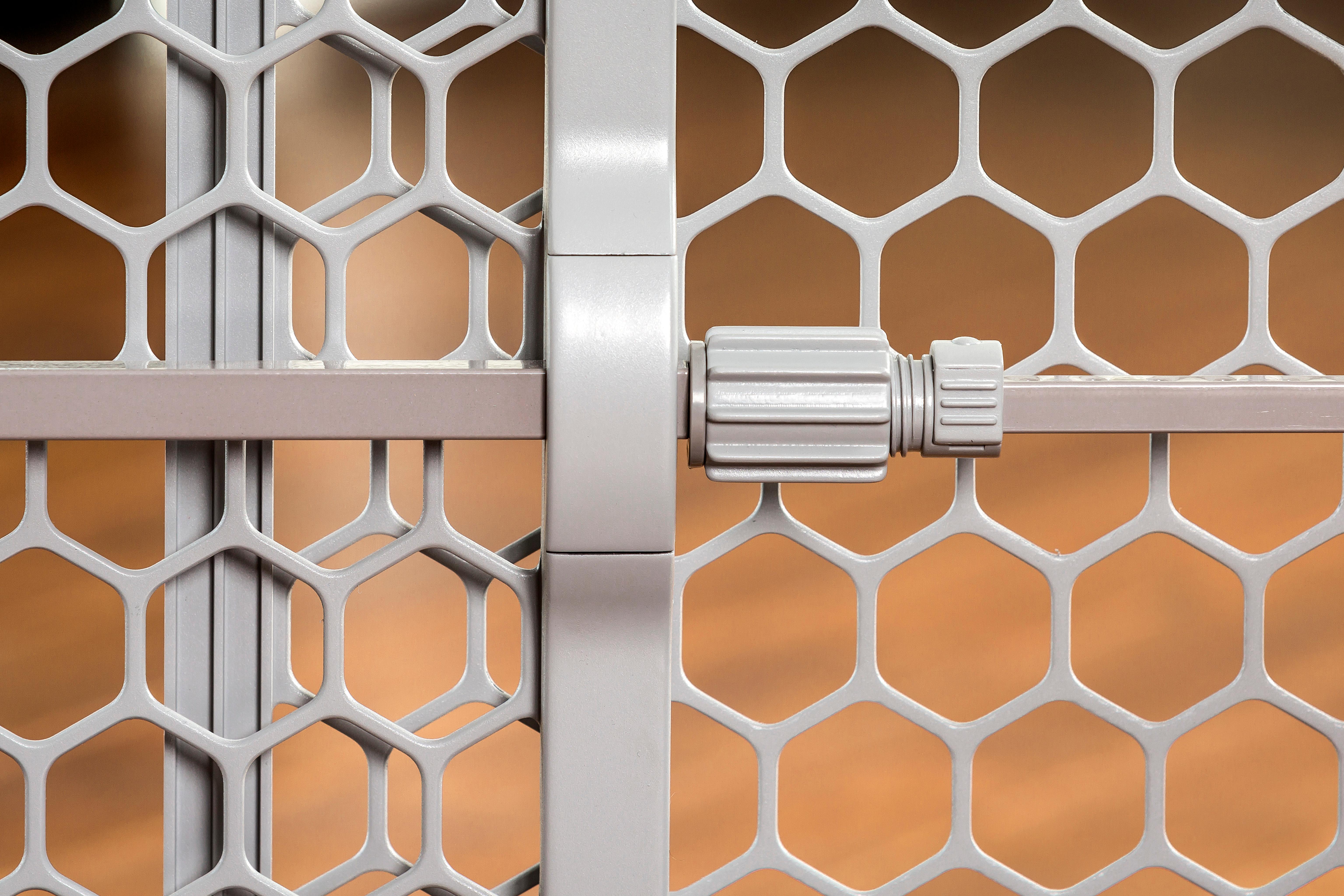 Regalo Easy Fit Plastic Adjustable Extra Wide Baby Gate Baby