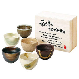 Amazon｜前畑 六客お好み丼揃 釉変り (木箱入) 27500｜丼