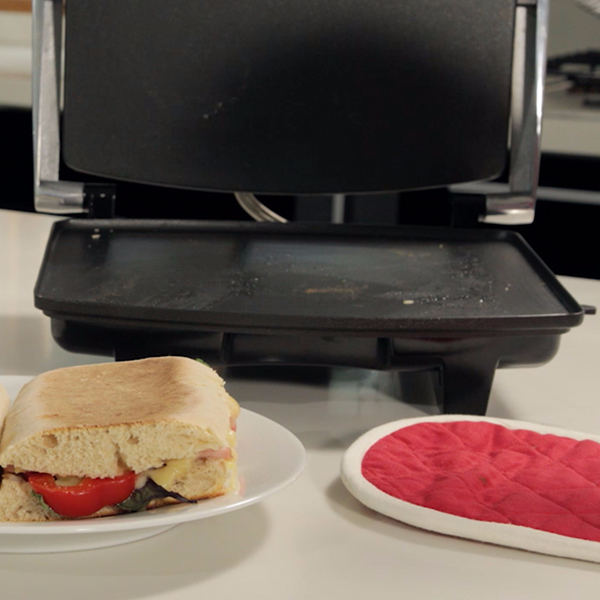 Breville VST026 Four Slice Sandwich Press Stainless Steel Silver Amazon.co.uk Kitchen & Home