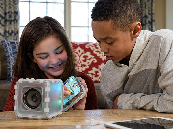 【日本未発売】BOSE build Speaker Cube Amazon.com: Bose BOSEbuild Speaker Cube - A Build-it