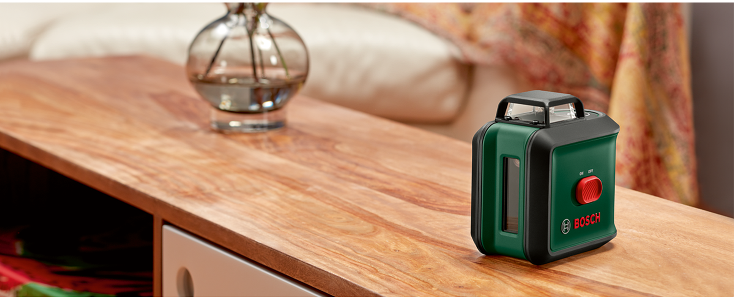 Bosch cross line laser UniversalLevel 360 with premium tripod