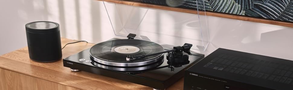 Yamaha TT-S303 Turntable with Switchable Phono/Line Output and Belt ...