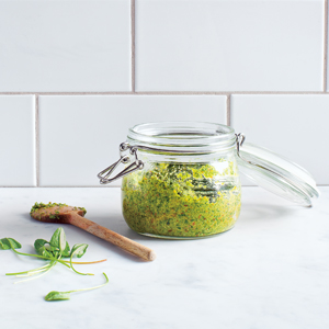 Raw: Recipes for a modern vegetarian lifestyle