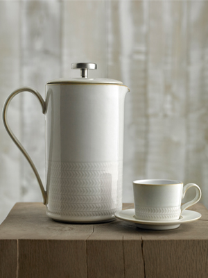 natural canvas dinnerware collection