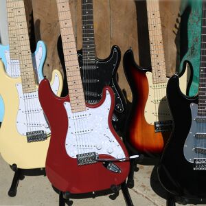 Black Sawtooth Electric Guitar
 - Amazon Com Sawtooth St Es Carp Candy Apple Red Electric Guitar With Pearl White Pickguard Musical Instruments