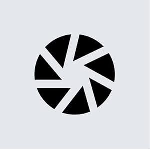 F1.8 maximum aperture 