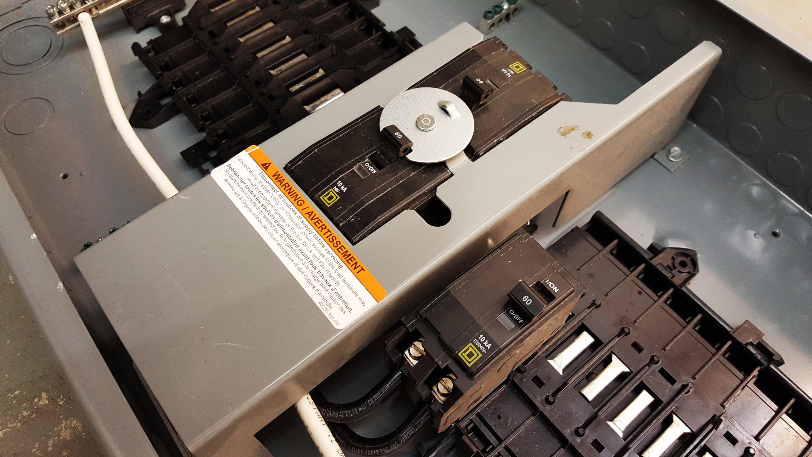 Schneider Electric QOGP3P604436200 200 Amp Square D Combination