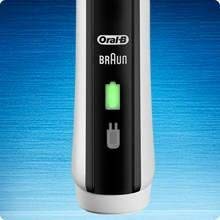 Más de dos semanas de autonomía de cepillado por carga