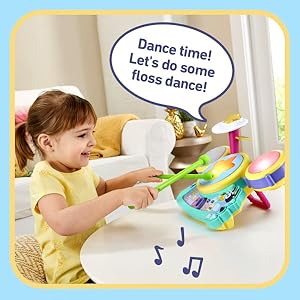 Kid sings and drums along with familiar Bluey music. Drum: Dance time! Let’s do some floss dance!