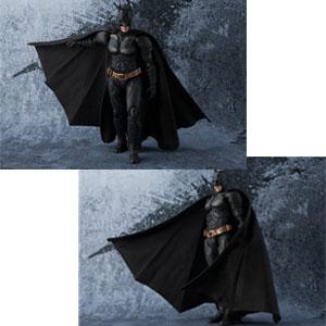 Amazon.co.jp: TAMASHII NATIONS S.H.フィギュアーツ バットマン