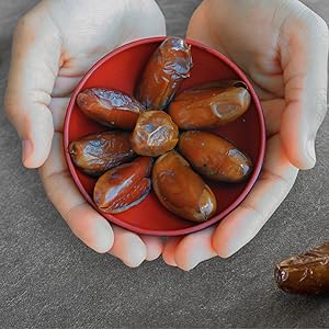 Dried dates