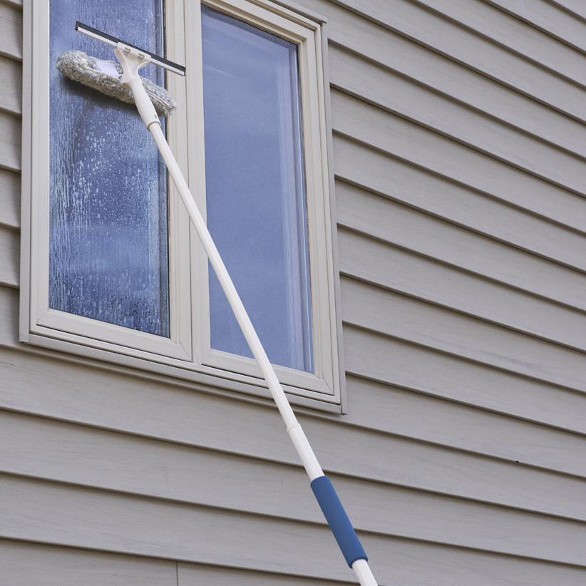 Unger Outdoor Window Scrubber and Squeegee Kit with 5ft