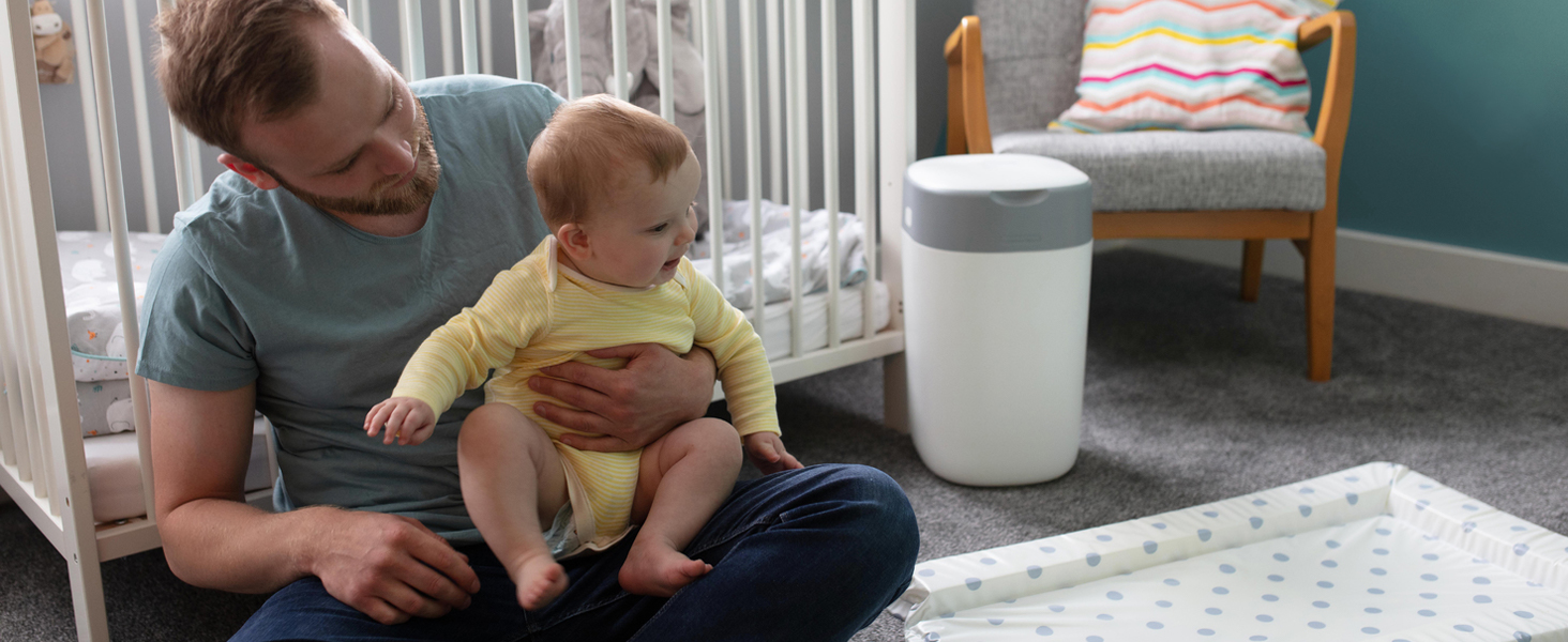 Tommee Tippee Twist and Click Advanced Nappy Bin Starter Set, Eco