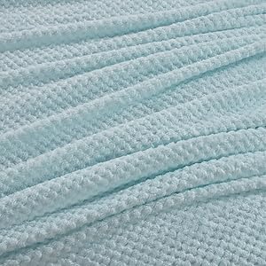 super soft blanket,soft throw,cuddly warm throw,cuddly warm soft blanket,sofa blanket,bed throw